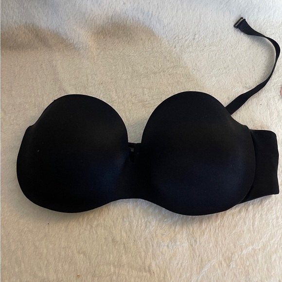 Warner's Classic Black Strapless Bra - Picture 1 of 6